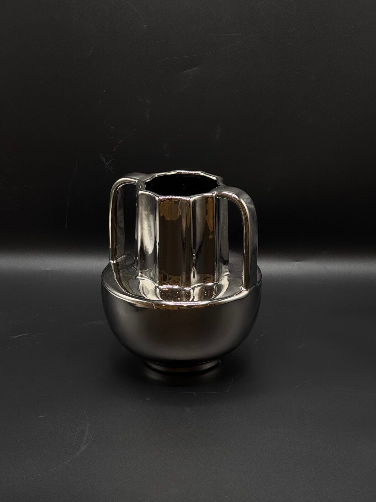 VASE EN ARGENT – Image 1