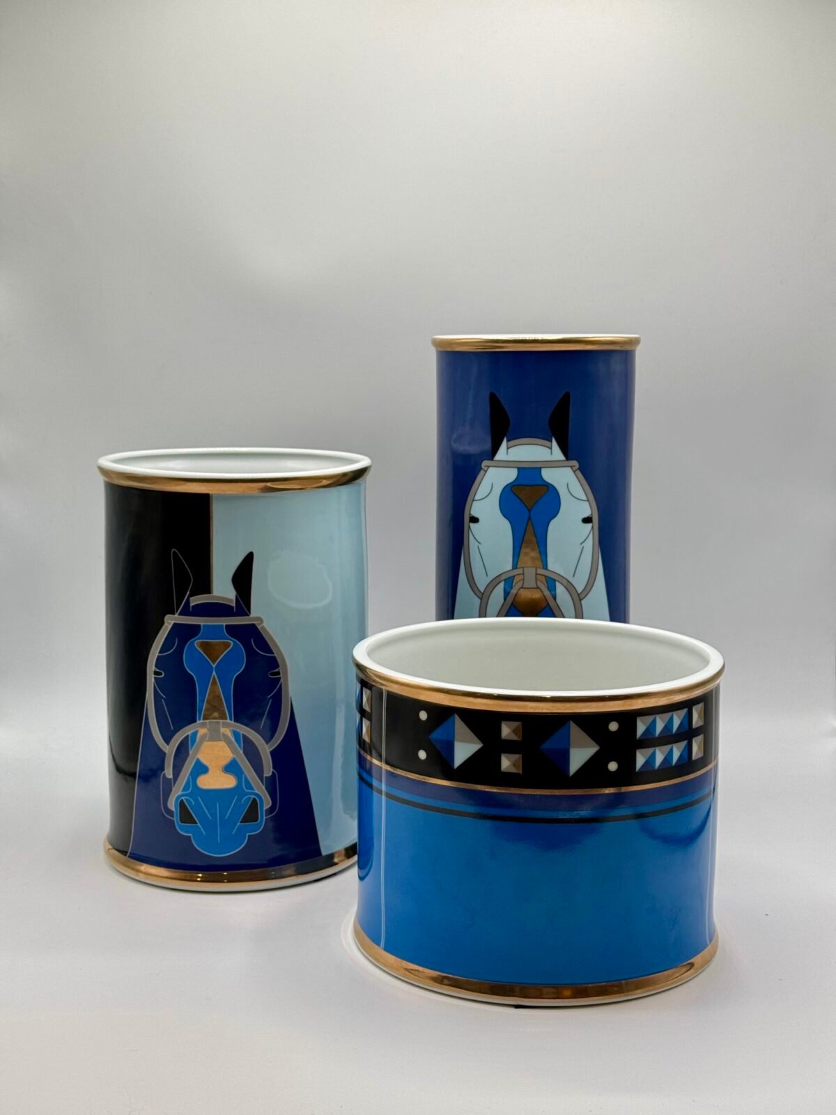 VASE EN CERAMIQUE BLEU PM – Image 3