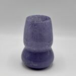 Vase en verre violet 