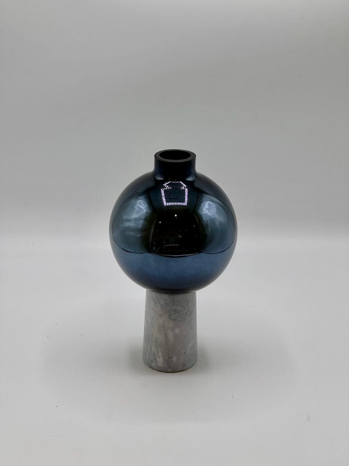 VASE – Image 1