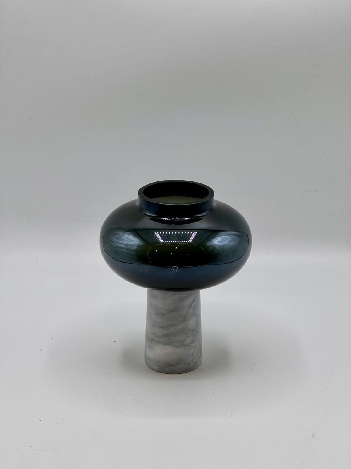 VASE – Image 1