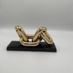 Sculpture décorative – Maillons entrelacés dorés gm