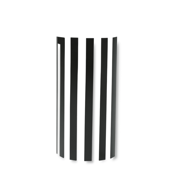 Vase en ceramique design linéaire noir