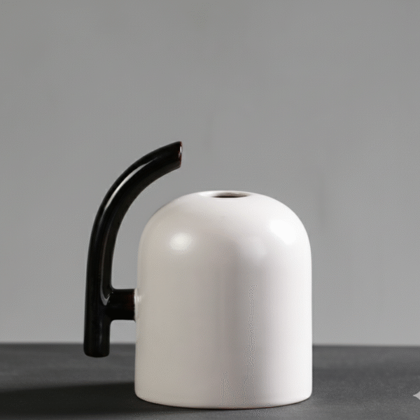 Vase moderne blanc & noir