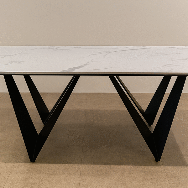 Table à manger en céramique