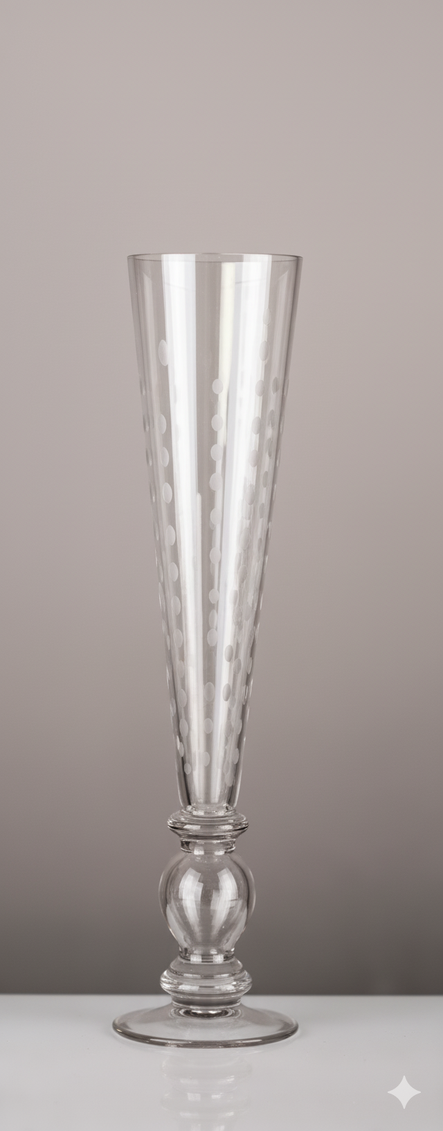 Gemini_Generated_Image_y4pdqby4pdqby4pd Vase en verre transparent pm – Image 1